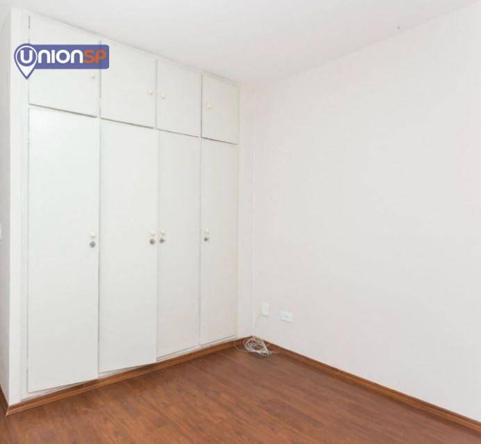 Apartamento à venda com 2 quartos, 72m² - Foto 4