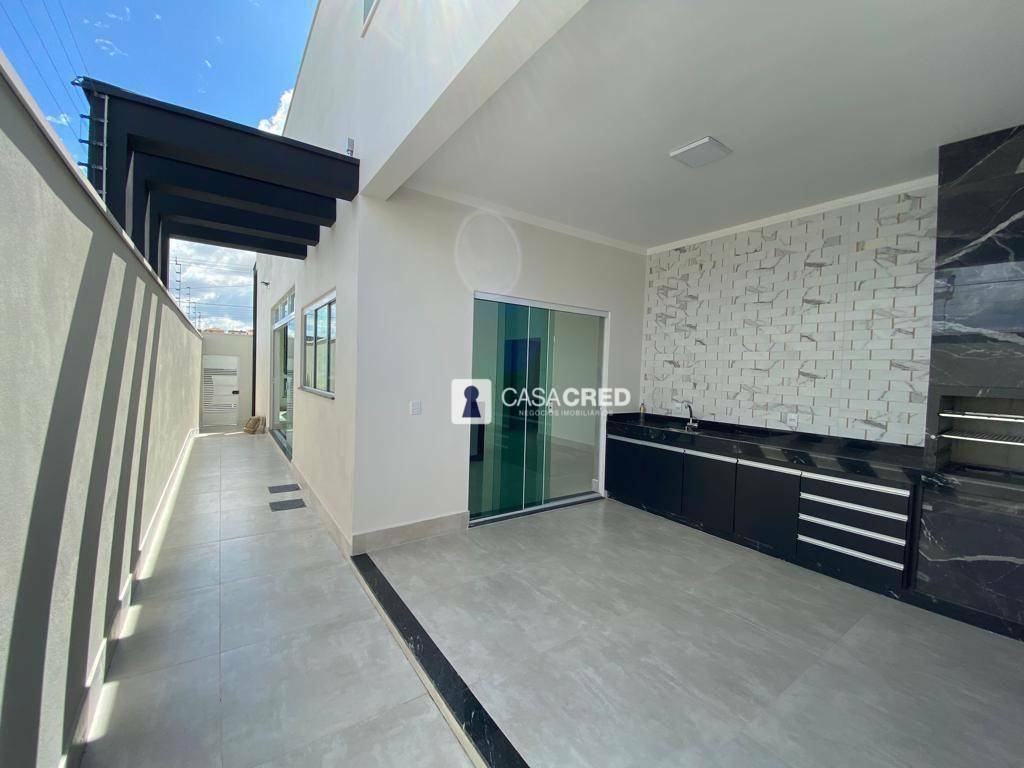 Casa à venda com 3 quartos, 152m² - Foto 4