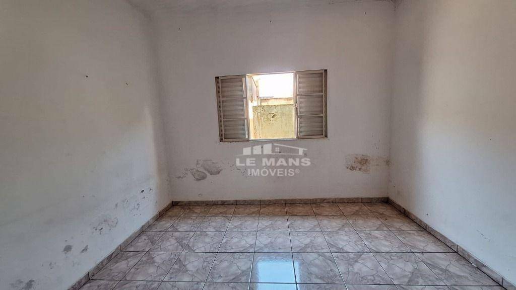 Casa à venda com 4 quartos, 120m² - Foto 10