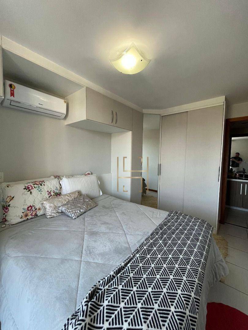 Apartamento à venda com 2 quartos, 77m² - Foto 23