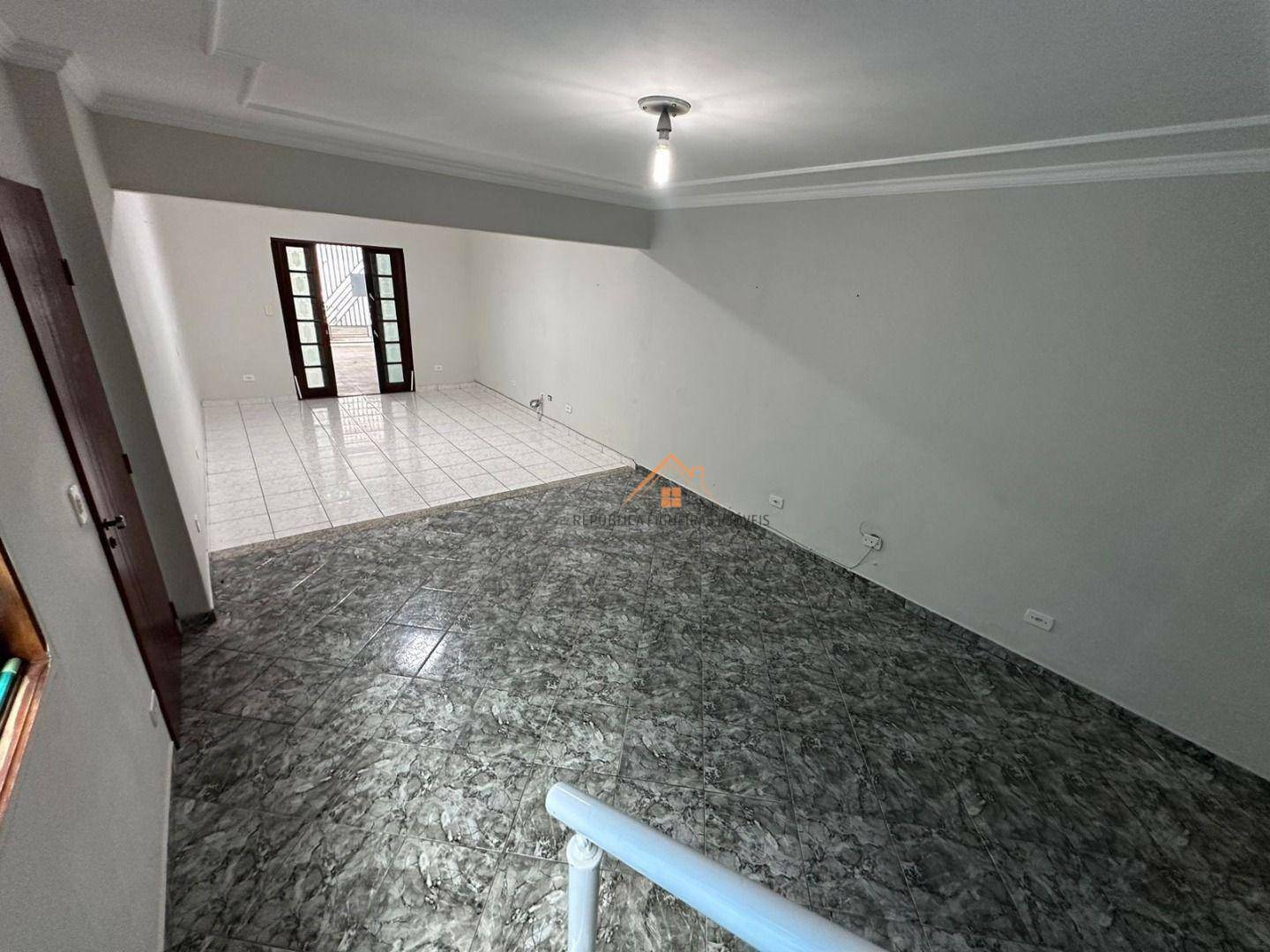 Sobrado à venda com 3 quartos, 223M2 - Foto 9