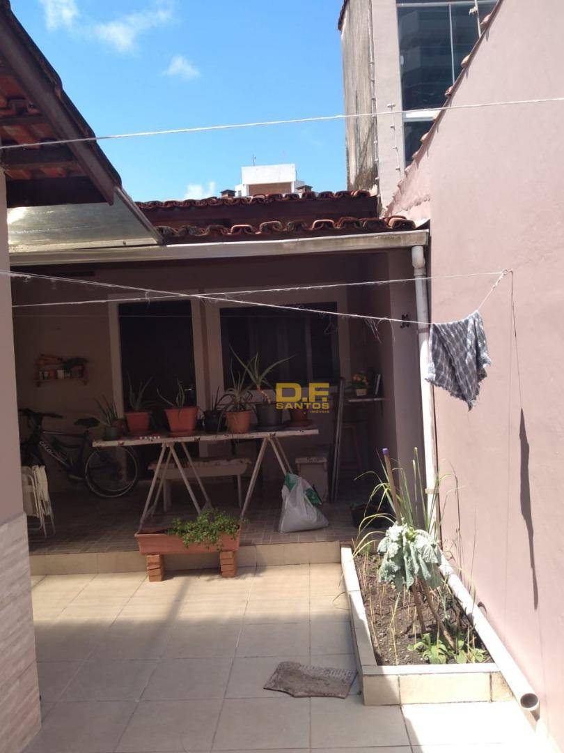 Casa à venda com 4 quartos, 300m² - Foto 33