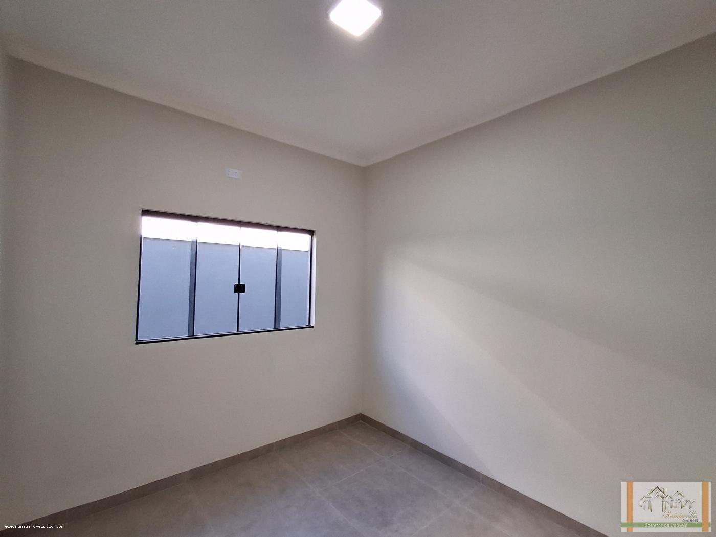 Casa à venda com 3 quartos, 180m² - Foto 7