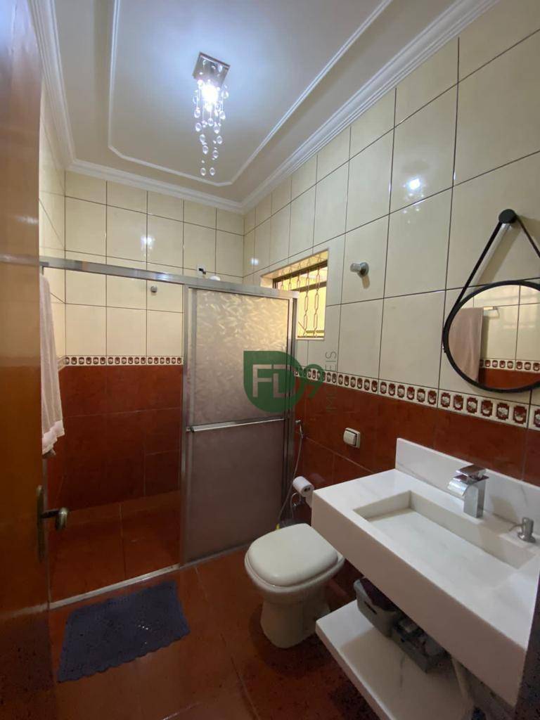 Casa à venda com 3 quartos, 151m² - Foto 8