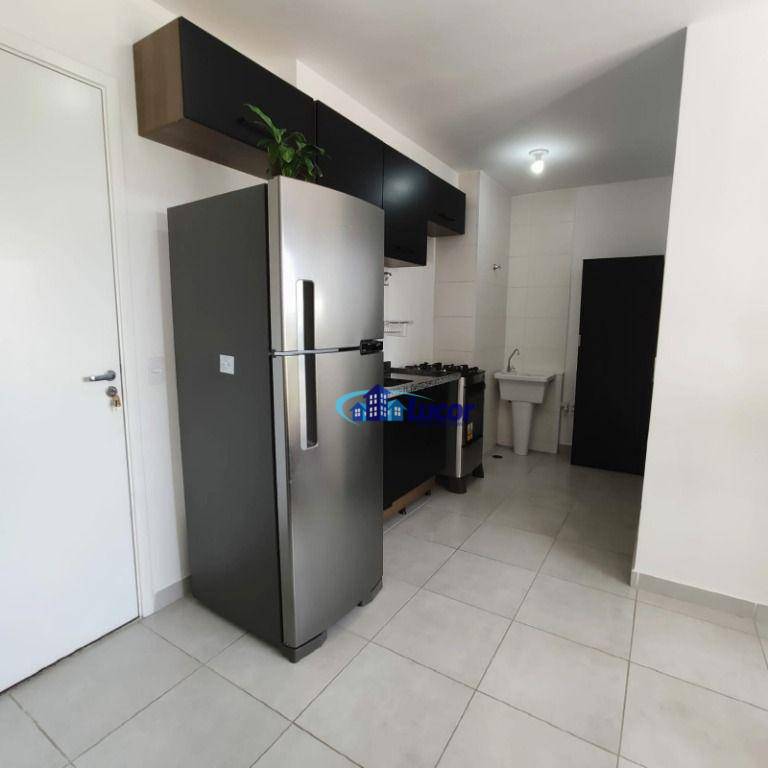 Apartamento à venda com 2 quartos, 38m² - Foto 9