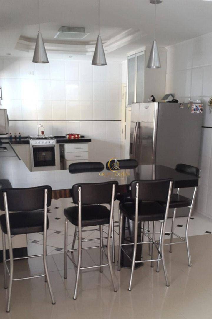 Sobrado à venda com 4 quartos, 245m² - Foto 10