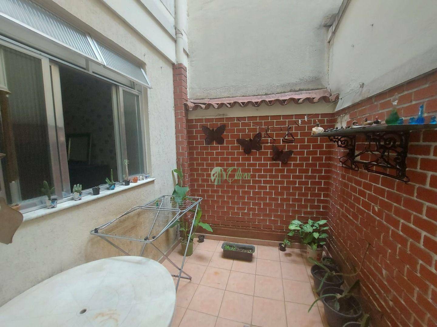 Apartamento à venda com 3 quartos, 134m² - Foto 22