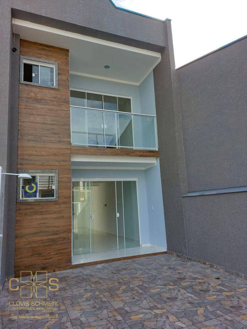 Sobrado à venda com 2 quartos, 120m² - Foto 1