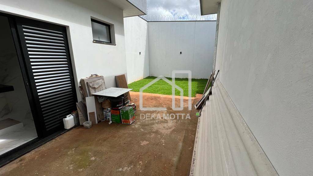 Casa de Condomínio à venda com 3 quartos, 250m² - Foto 25