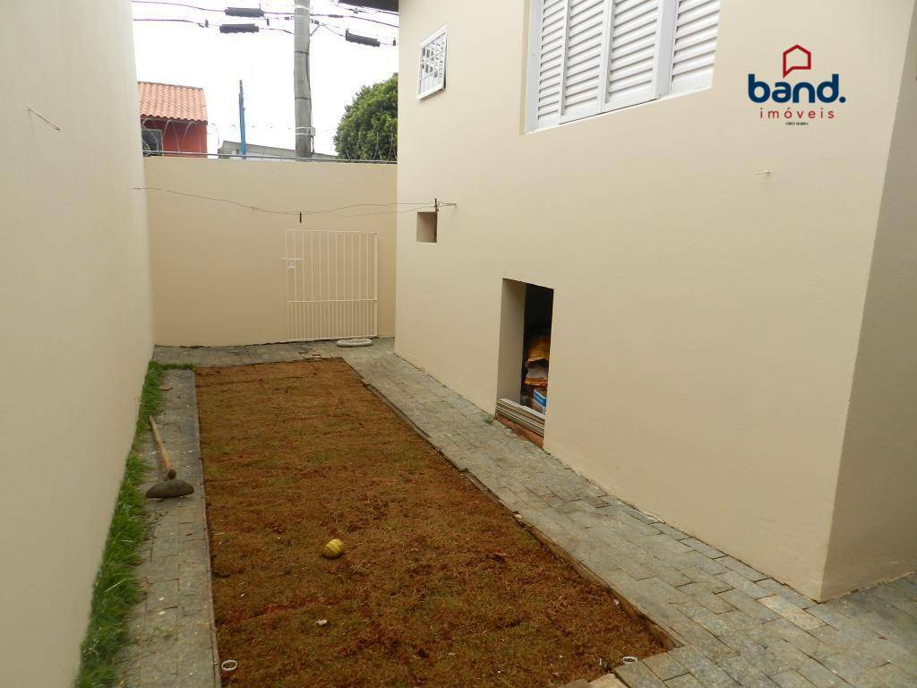 Casa à venda com 4 quartos, 200m² - Foto 27