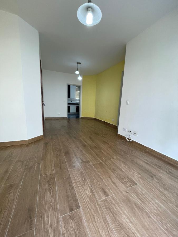 Apartamento para alugar com 3 quartos, 113m² - Foto 3