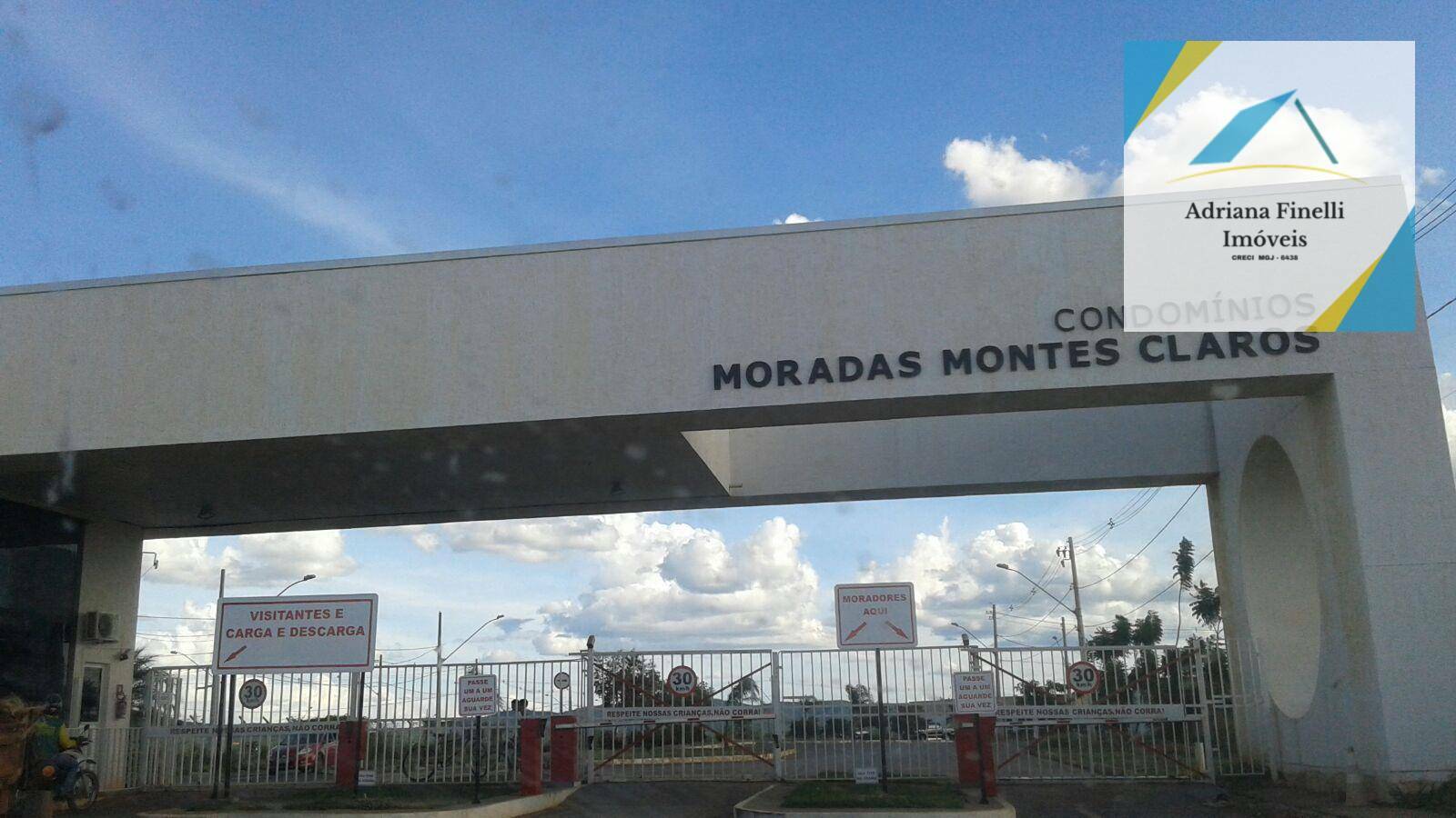 Casa de Condomínio à venda com 3 quartos, 58m² - Foto 1