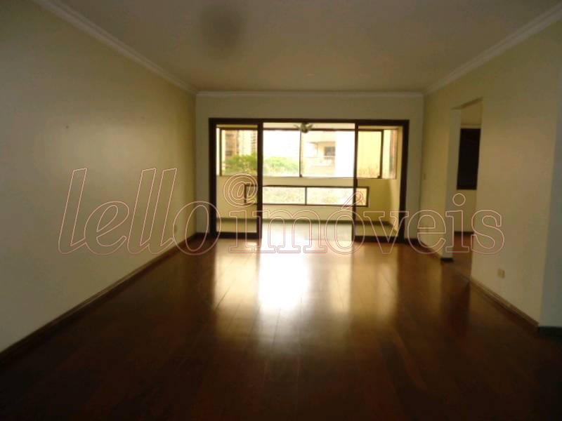 Apartamento para alugar com 2 quartos, 242m² - Foto 2