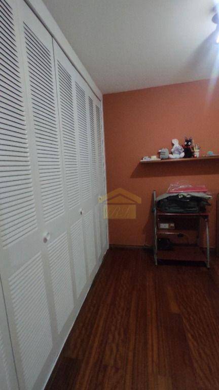 Apartamento à venda com 2 quartos, 65m² - Foto 4