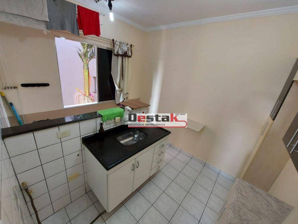 Apartamento à venda com 2 quartos, 50m² - Foto 16