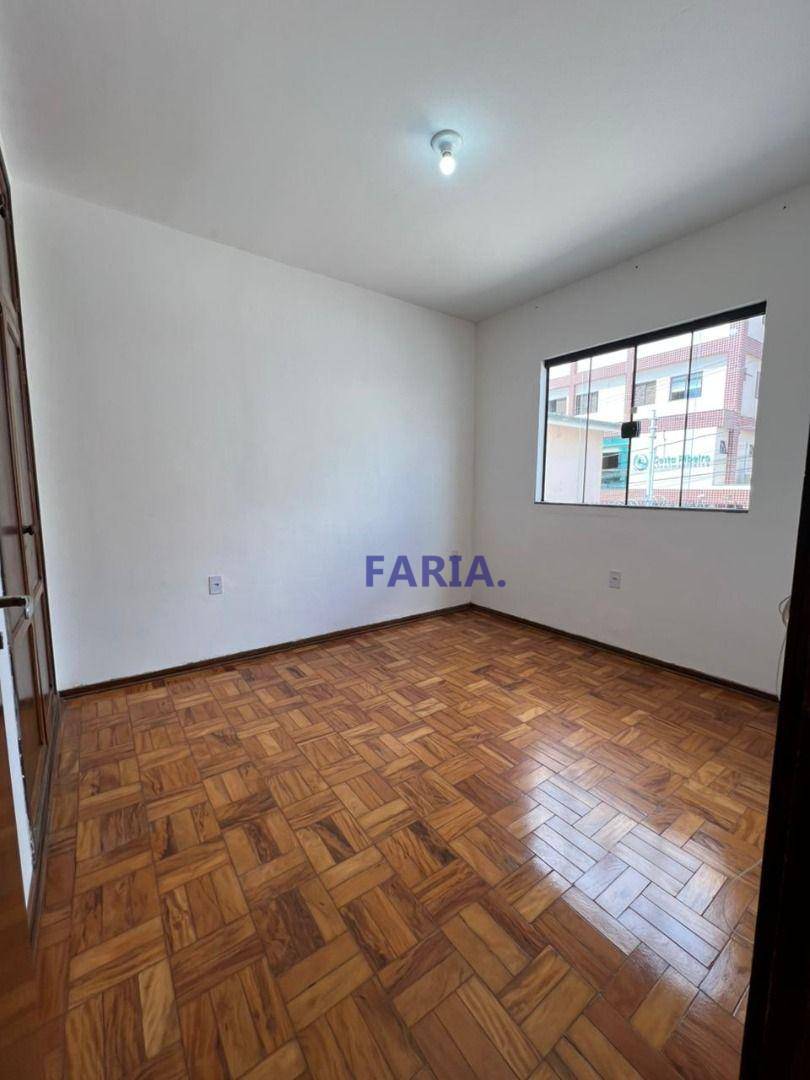 Casa, 5 quartos, 153 m² - Foto 5