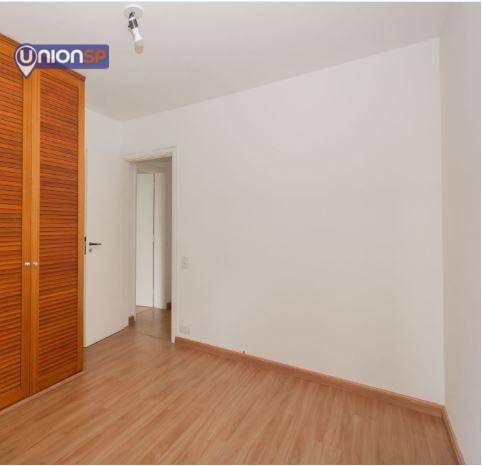 Apartamento à venda com 3 quartos, 100m² - Foto 4