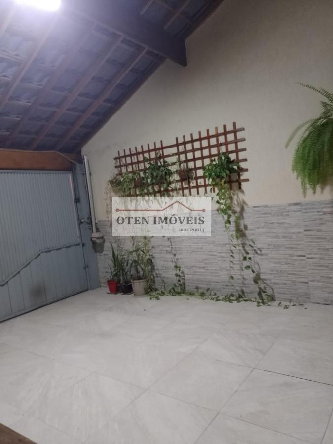 Casa à venda com 2 quartos, 125m² - Foto 4