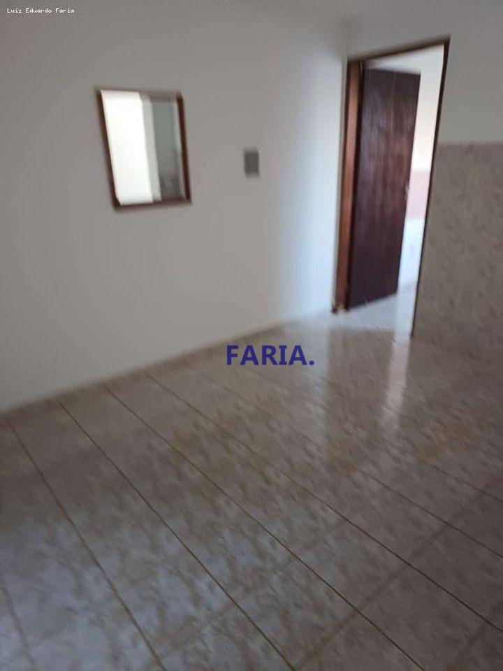 Casa à venda com 4 quartos, 131m² - Foto 13