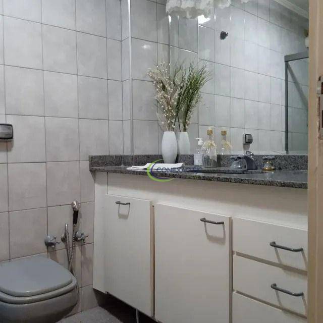 Apartamento à venda com 3 quartos, 96m² - Foto 11