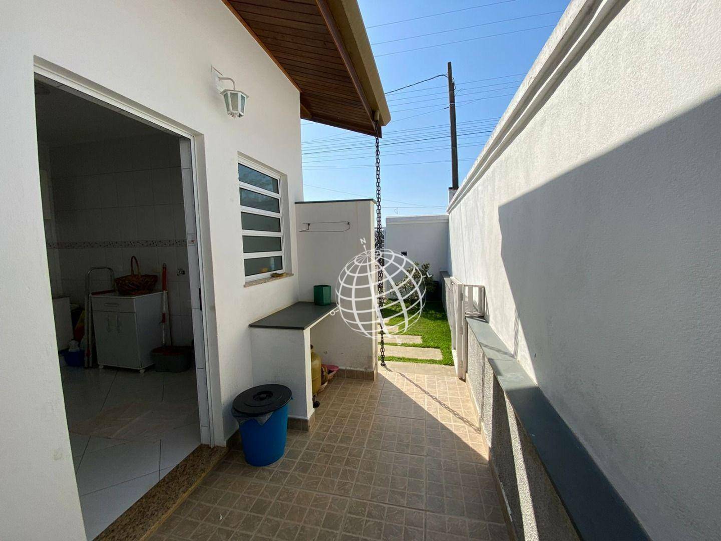 Casa à venda com 5 quartos, 340m² - Foto 10