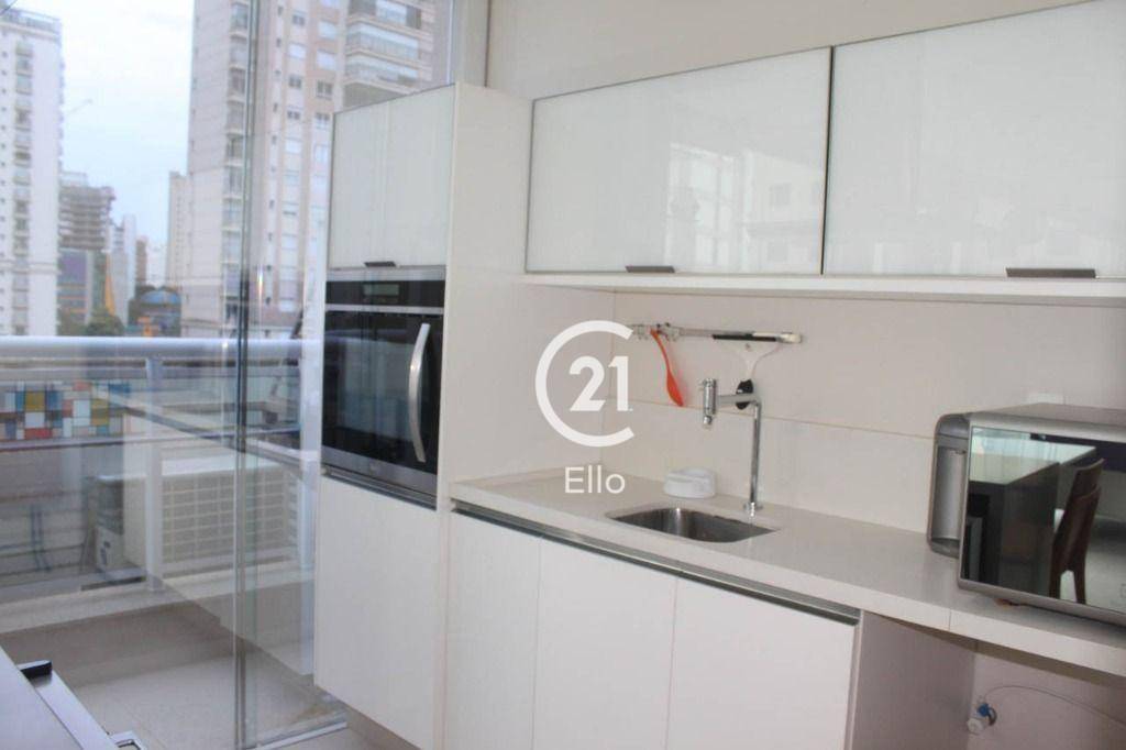 Apartamento para alugar com 2 quartos, 125m² - Foto 12