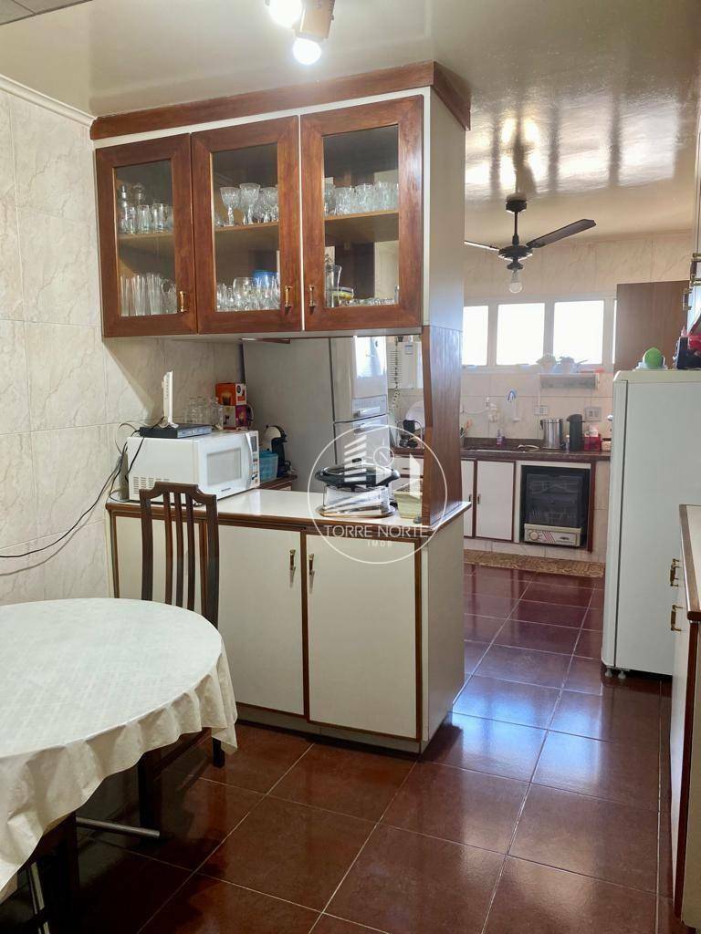 Apartamento à venda com 3 quartos, 141m² - Foto 66