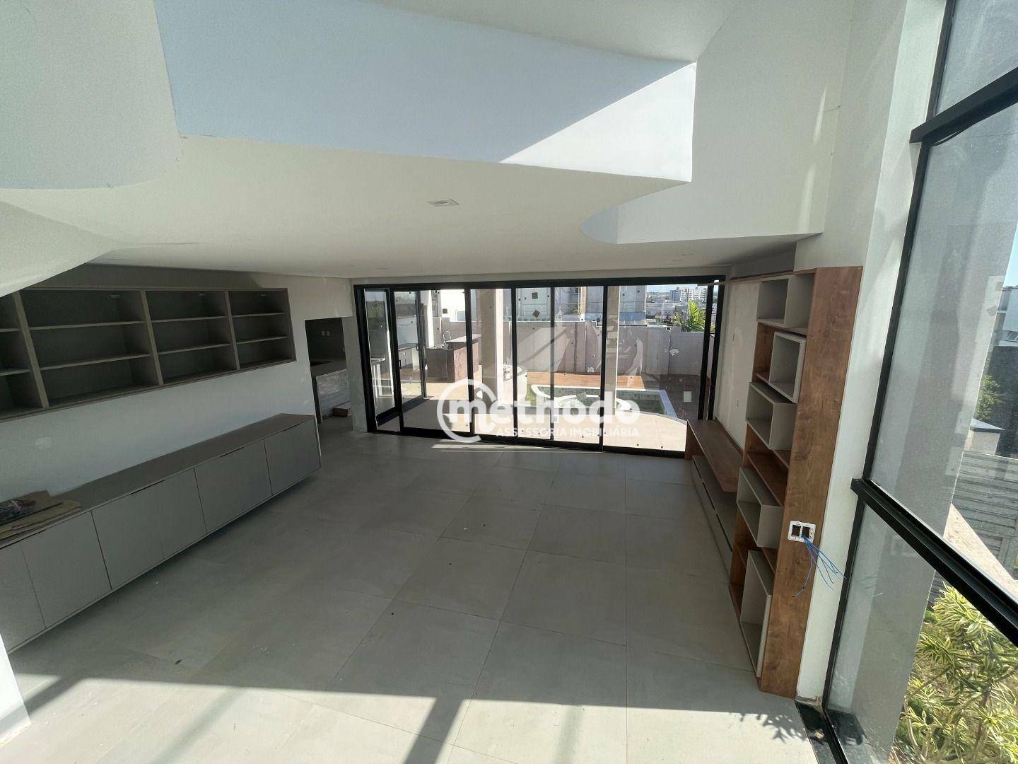 Casa de Condomínio à venda com 4 quartos, 302m² - Foto 15