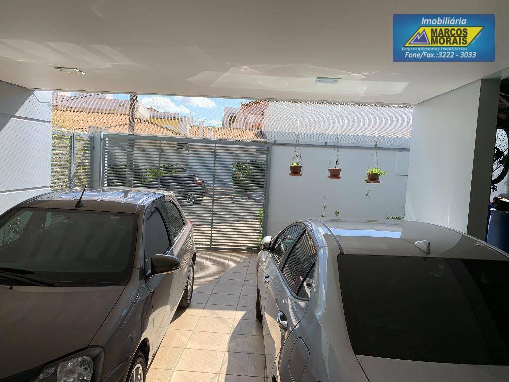 Casa de Condomínio à venda com 3 quartos, 400m² - Foto 36