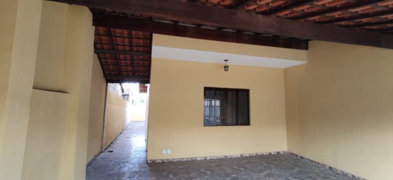 Casa à venda com 3 quartos, 70m² - Foto 9