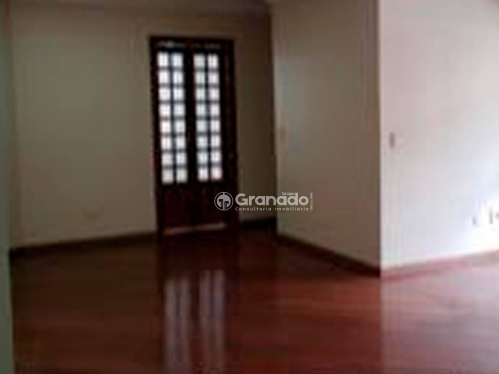 Apartamento à venda com 3 quartos, 125m² - Foto 7