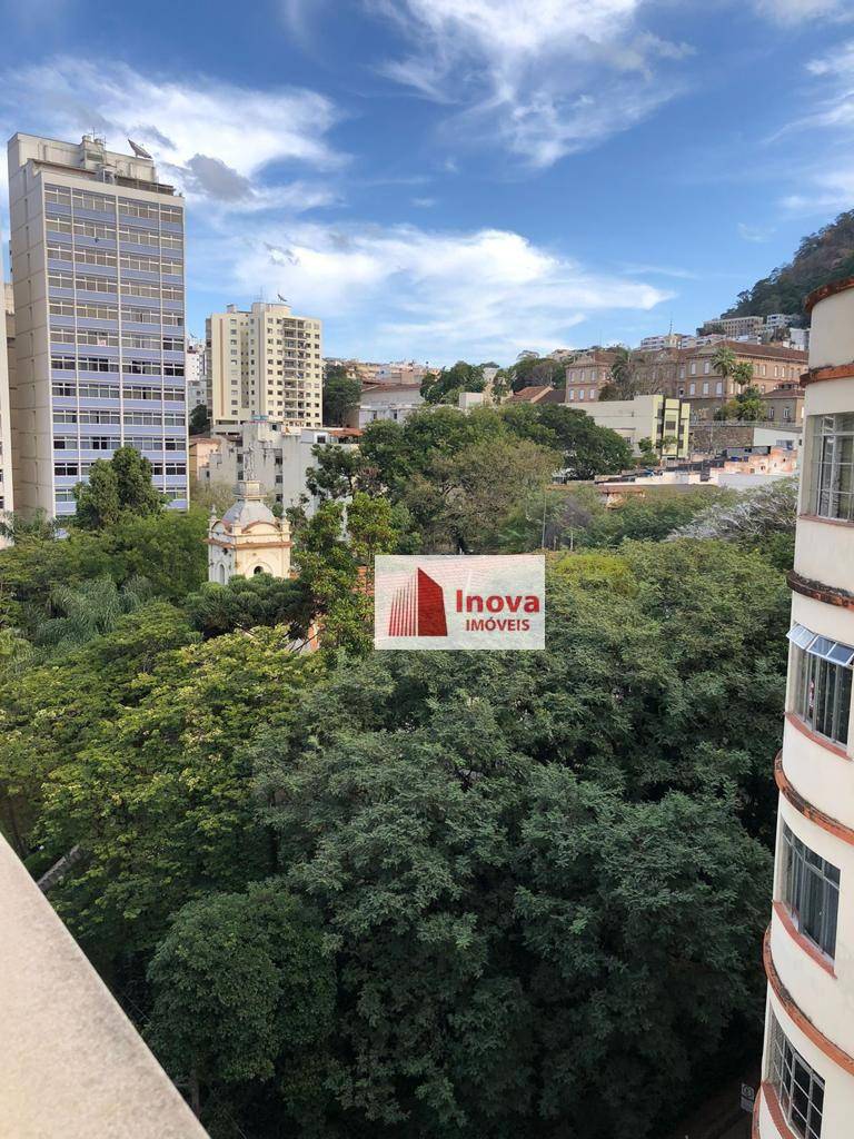 Apartamento à venda com 4 quartos, 230m² - Foto 8