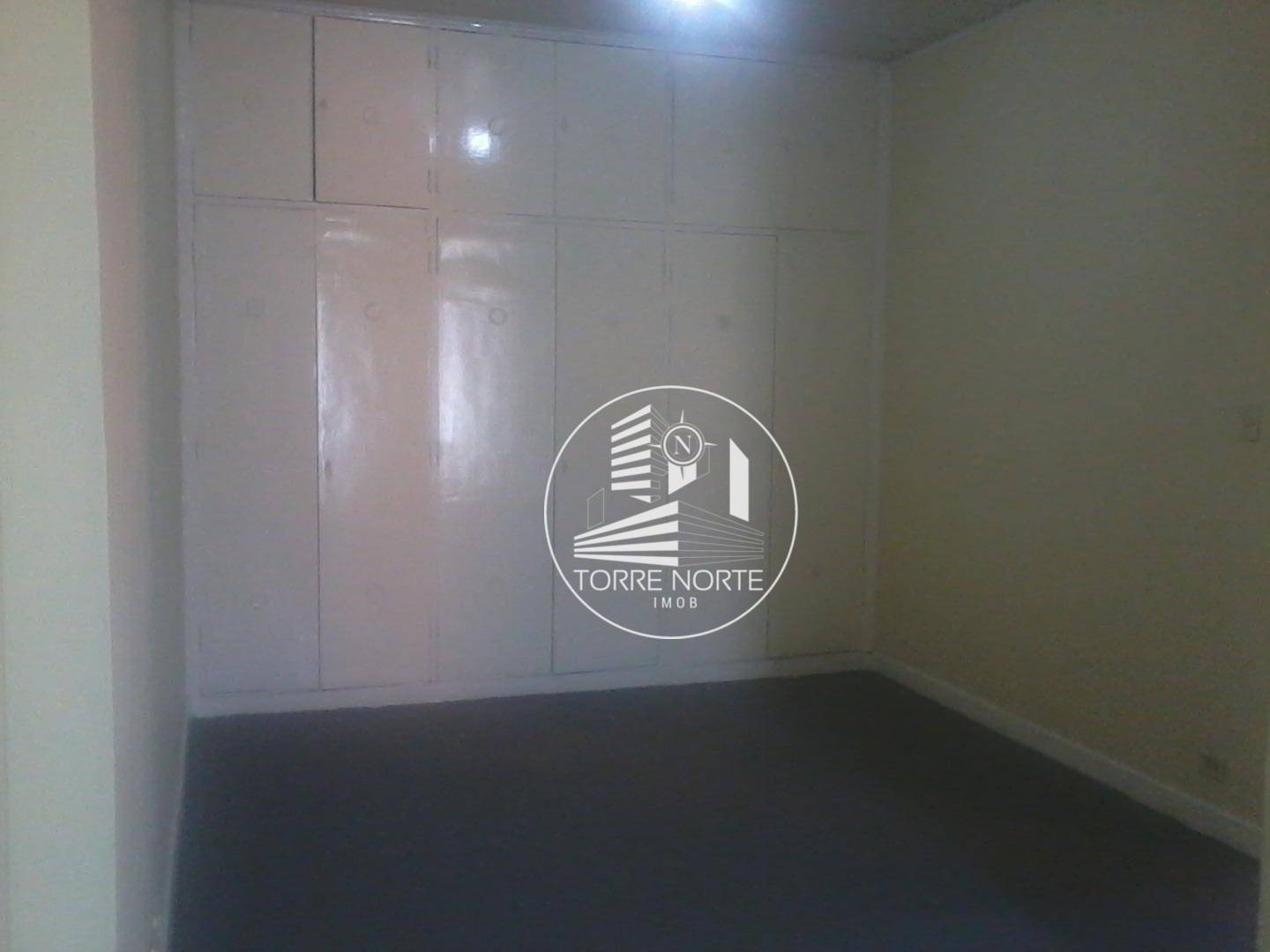 Casa à venda com 3 quartos, 300m² - Foto 16