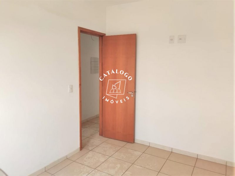 Apartamento à venda com 2 quartos, 62m² - Foto 10