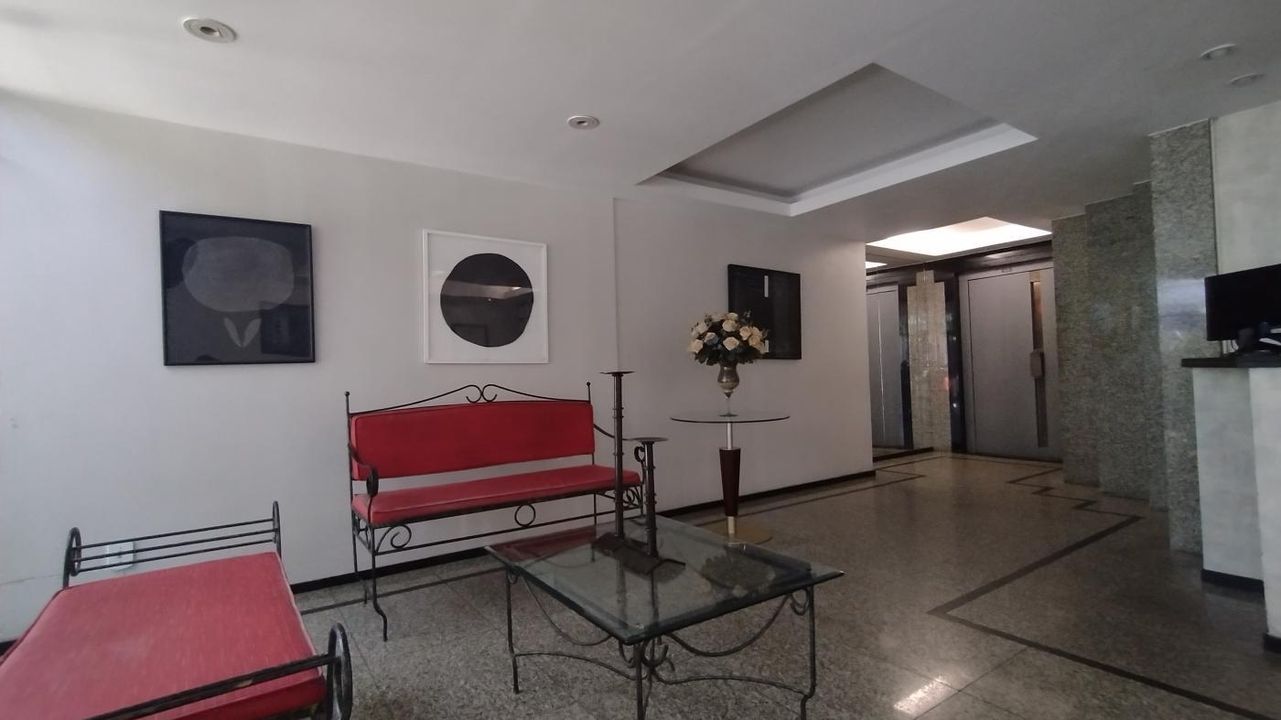 Apartamento à venda com 3 quartos, 100m² - Foto 4