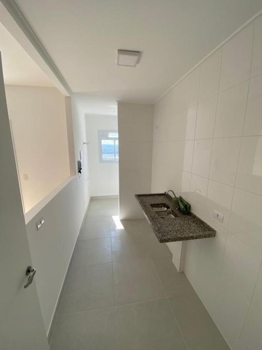 Apartamento à venda com 2 quartos, 62m² - Foto 4