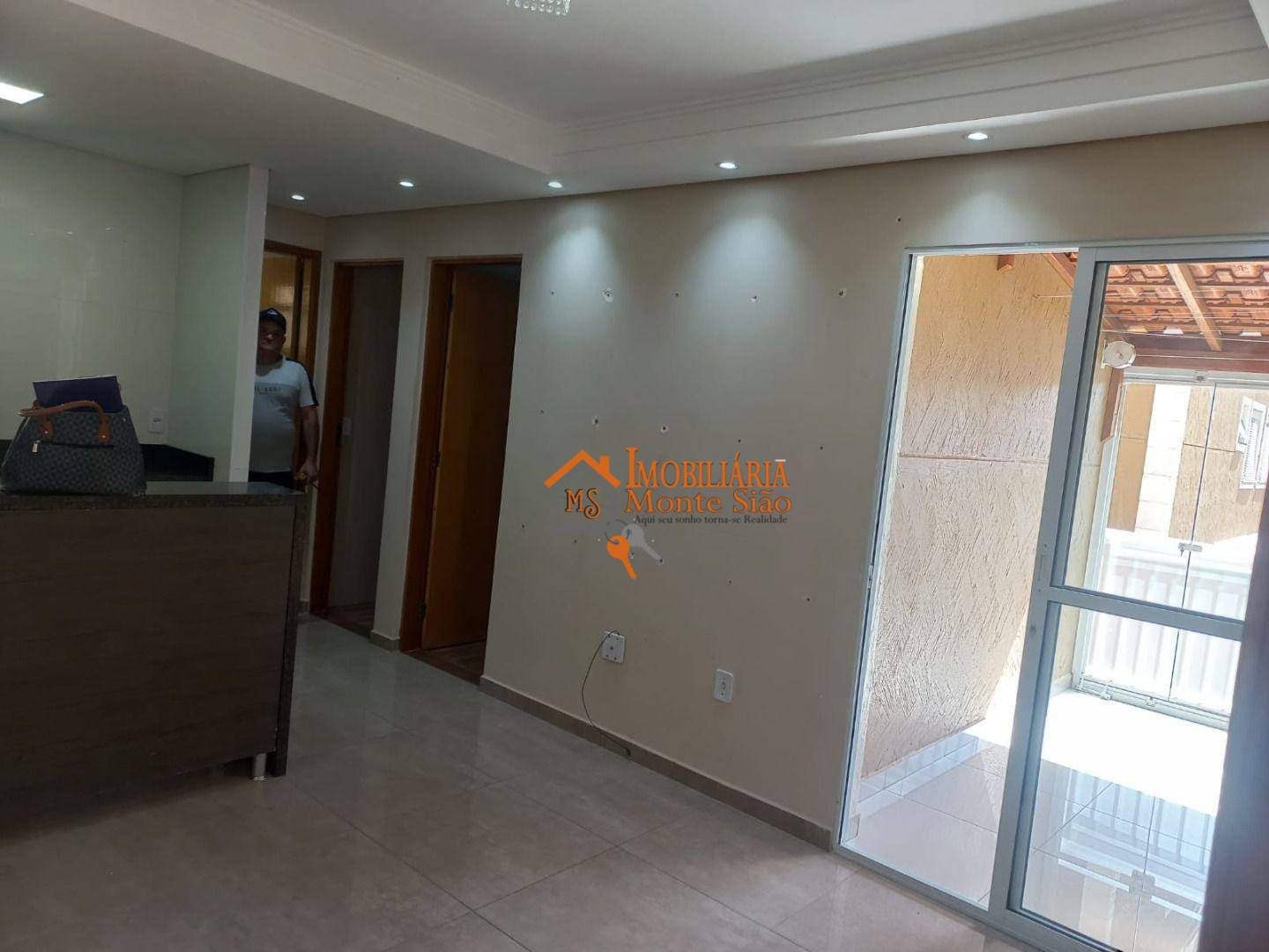 Apartamento para alugar com 2 quartos, 47m² - Foto 4