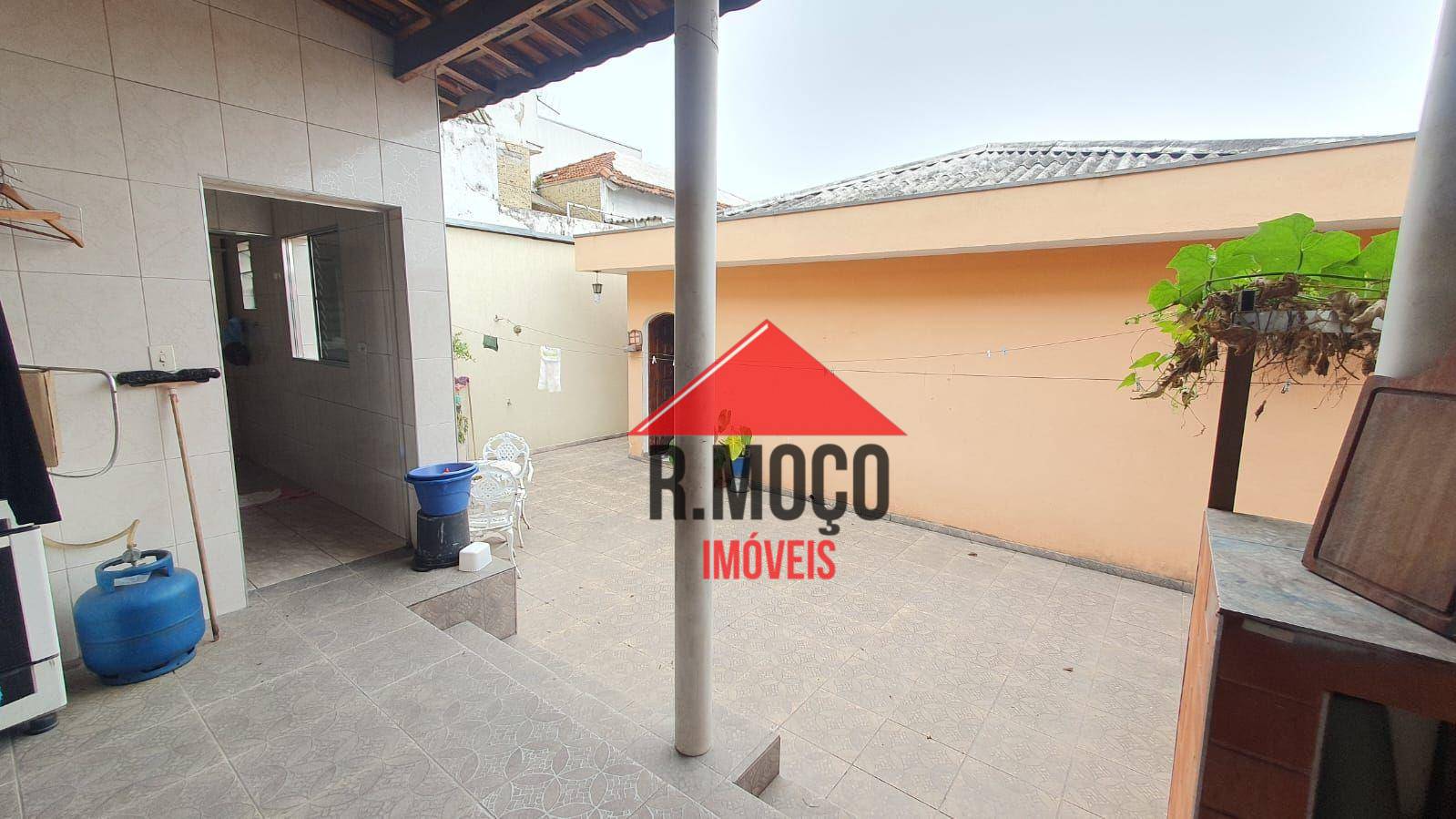 Casa à venda e aluguel com 3 quartos, 220m² - Foto 19