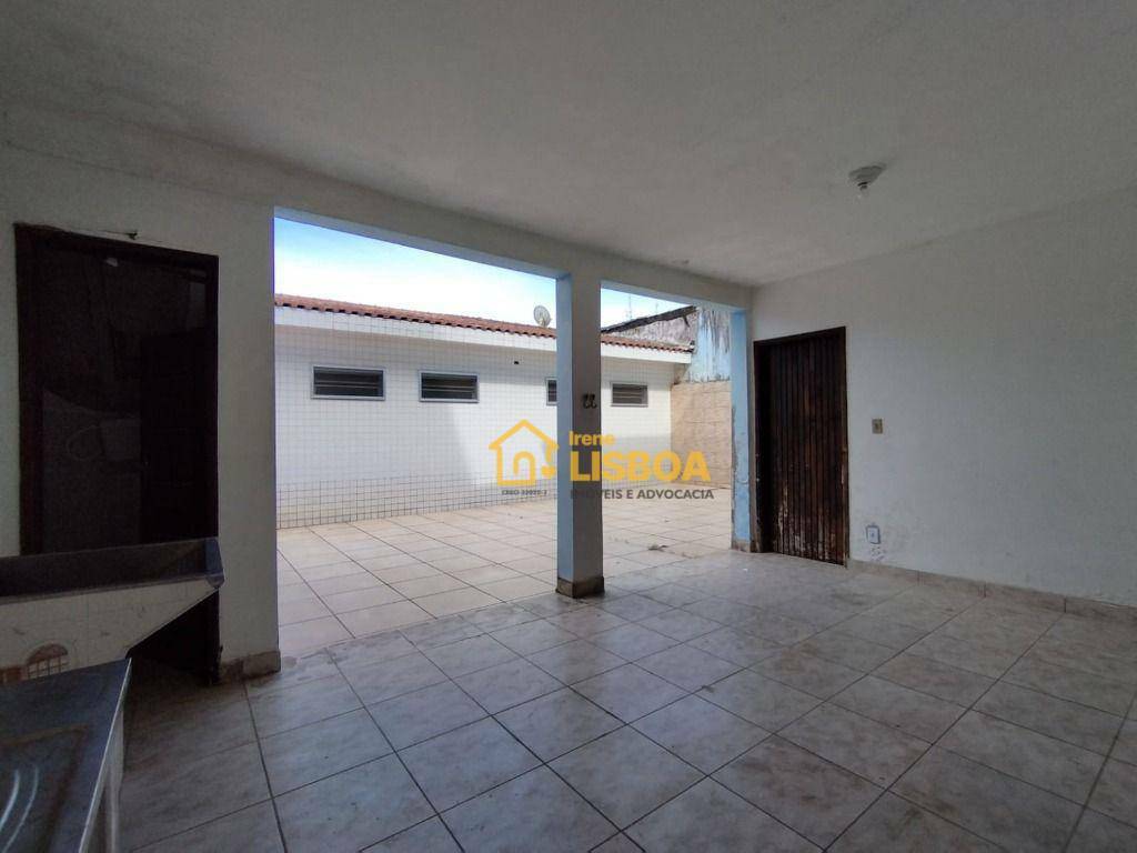 Casa à venda com 3 quartos, 270m² - Foto 40