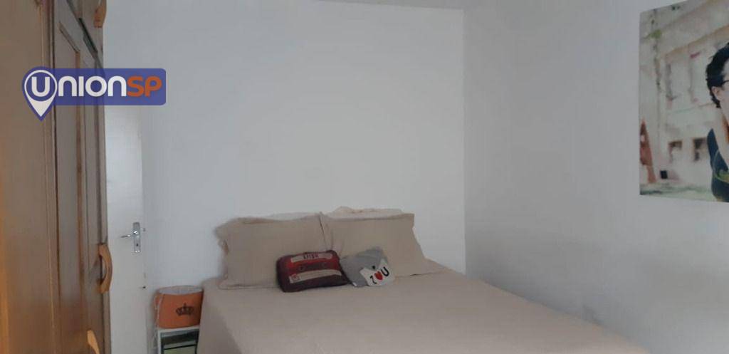 Apartamento à venda com 2 quartos, 75m² - Foto 18