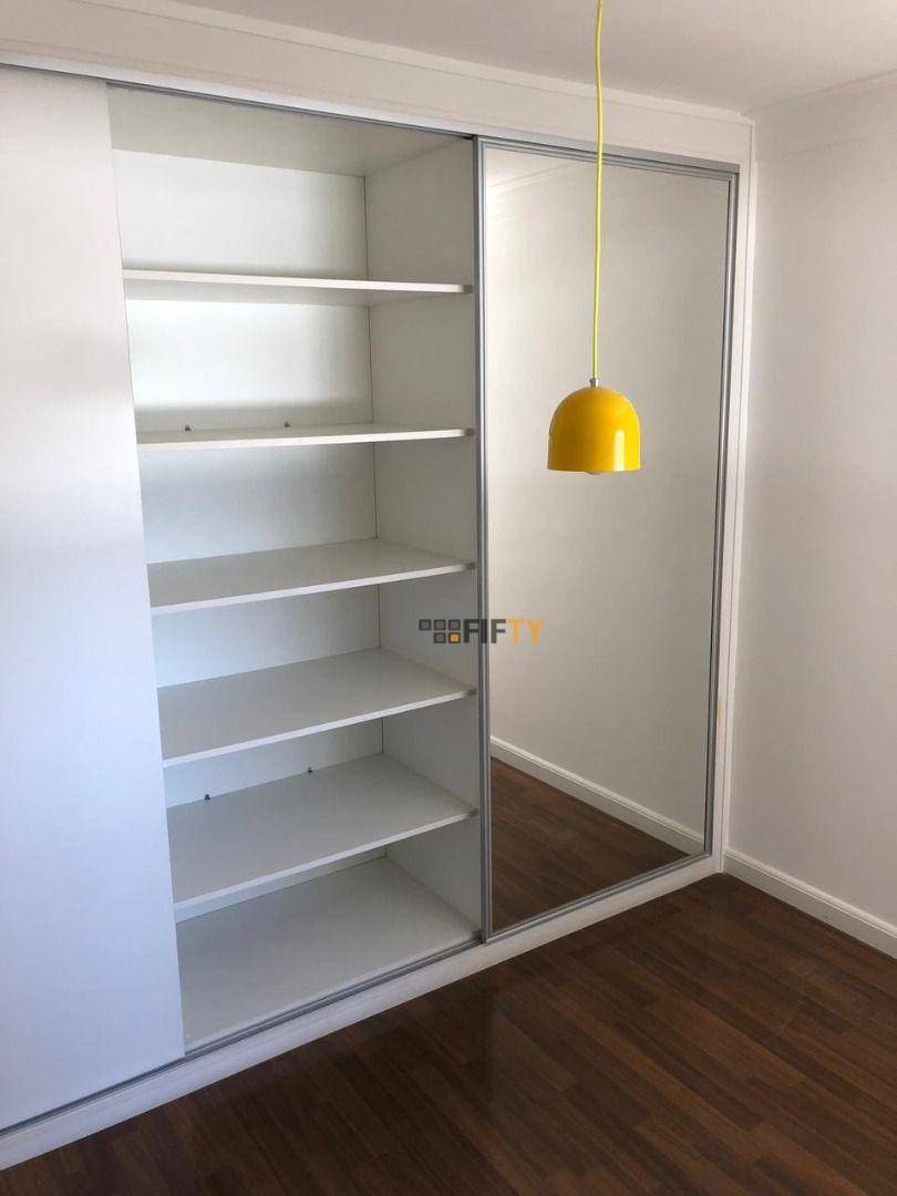 Apartamento à venda com 3 quartos, 130m² - Foto 17