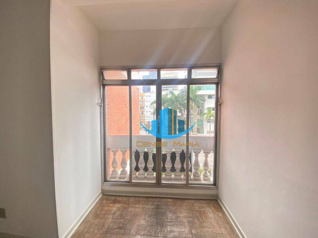 Apartamento à venda com 3 quartos, 140m² - Foto 4