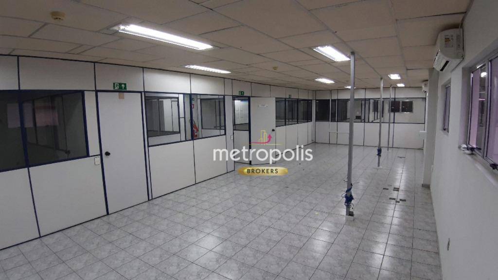 Depósito-Galpão-Armazém para alugar, 1520m² - Foto 17