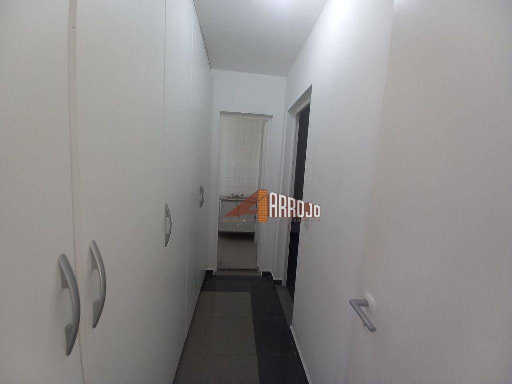 Apartamento à venda com 3 quartos, 115m² - Foto 18