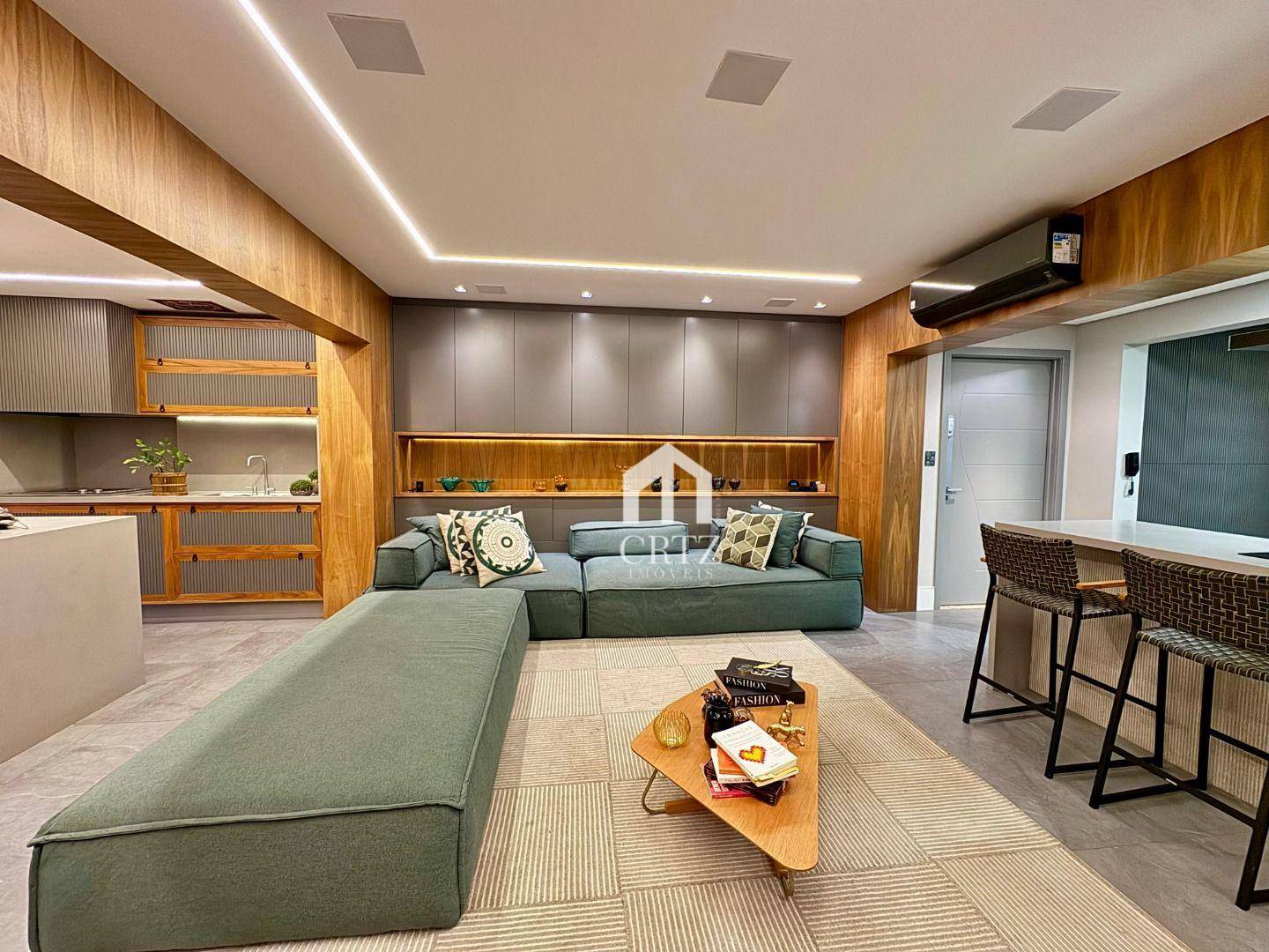 Apartamento à venda com 3 quartos, 142m² - Foto 1