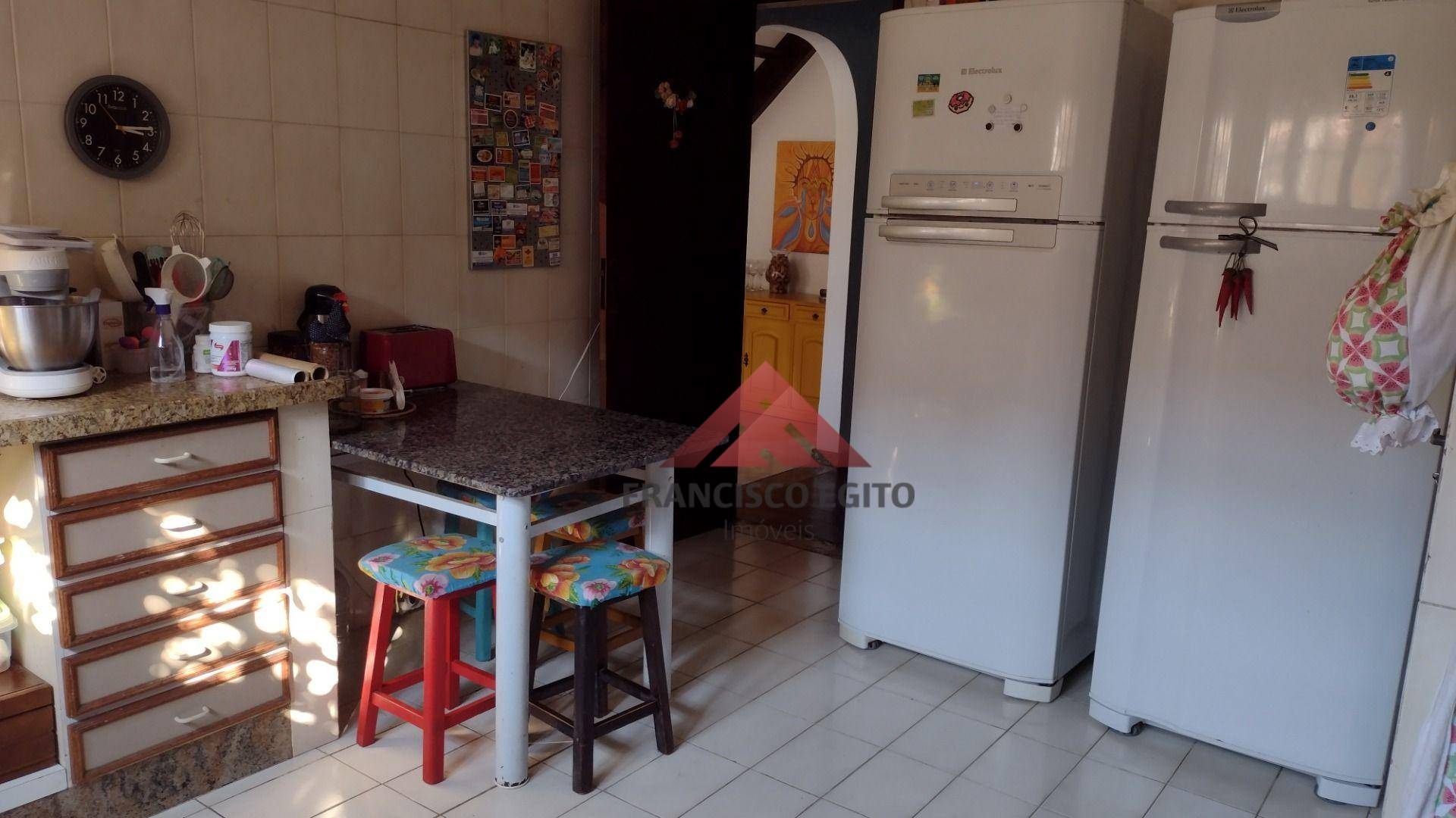 Casa de Condomínio à venda com 3 quartos, 200m² - Foto 29