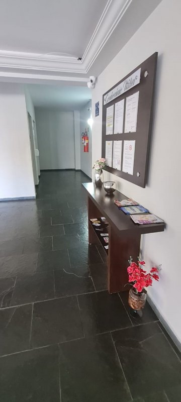 Apartamento à venda com 2 quartos, 75m² - Foto 18