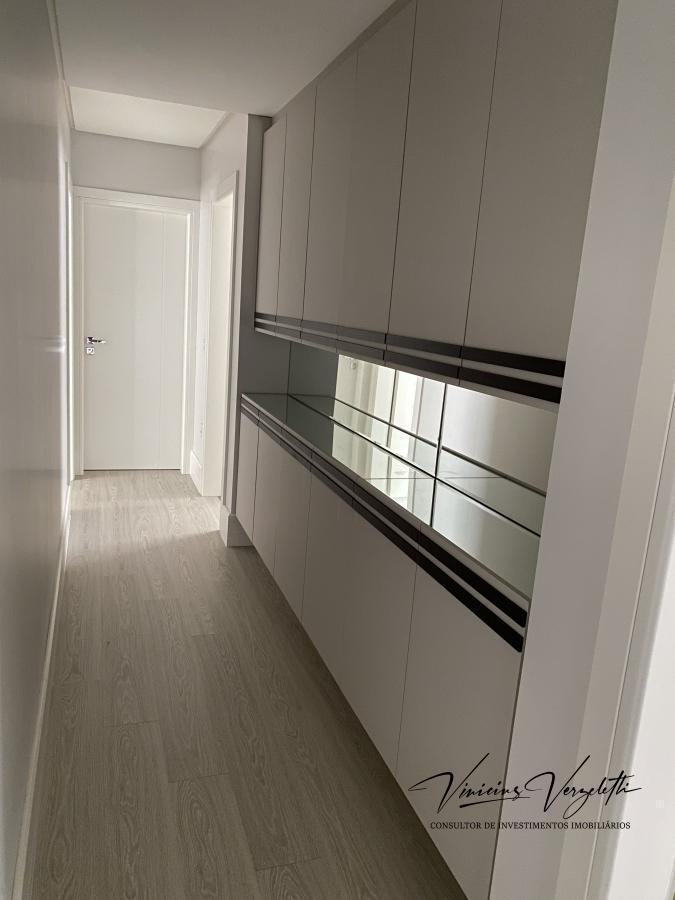 Apartamento à venda com 4 quartos, 237m² - Foto 18