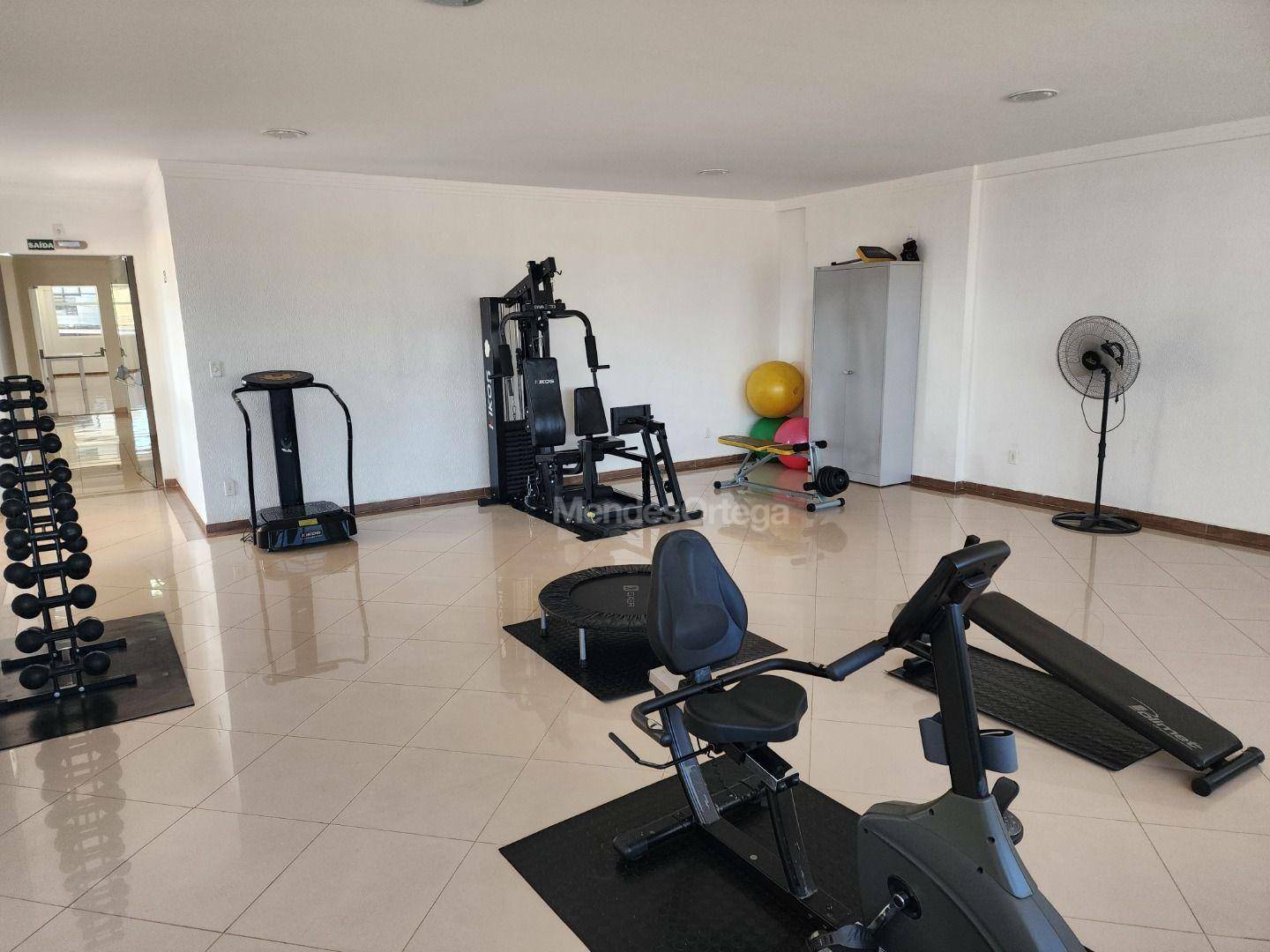 Apartamento para alugar com 3 quartos, 110m² - Foto 30