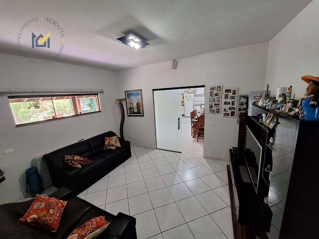 Casa de Condomínio à venda com 4 quartos, 274m² - Foto 2